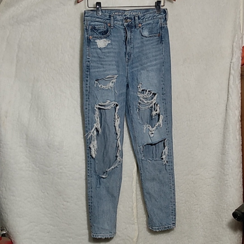 American eagle mom jeans size 4